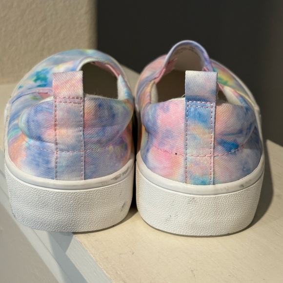 NEW Art Class Shoes Children Slip On Platform Carly Canvas Sneakers Tie-Dye Sz 3 - Picture 4 of 6